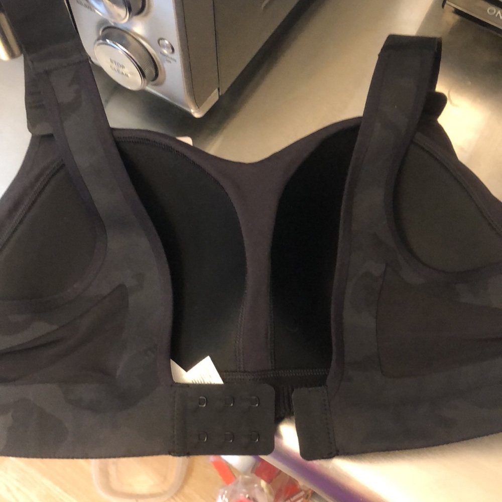 Lululemon Swift Speed Run Bra - image 2